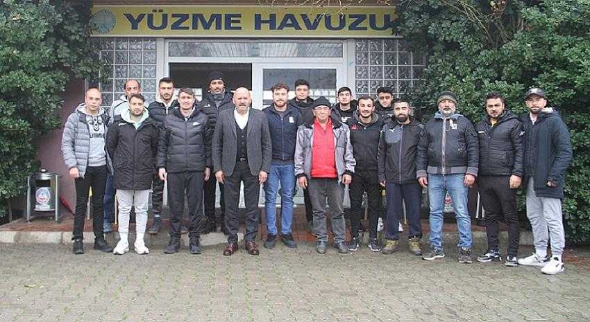 Kuyucak Belediye Başkanı Ertürk ve Pamukörenspor bir arada