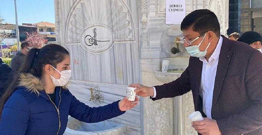 Başkan Özcan, kandil geleneğini yaşatmaya devam ediyor