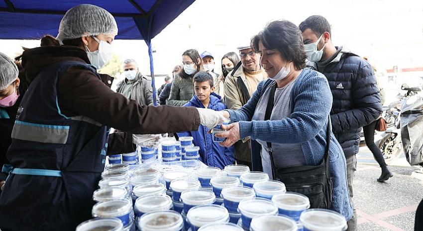 Büyükşehir Belediyesi’den Miraç Kandili’nde helva hayrı