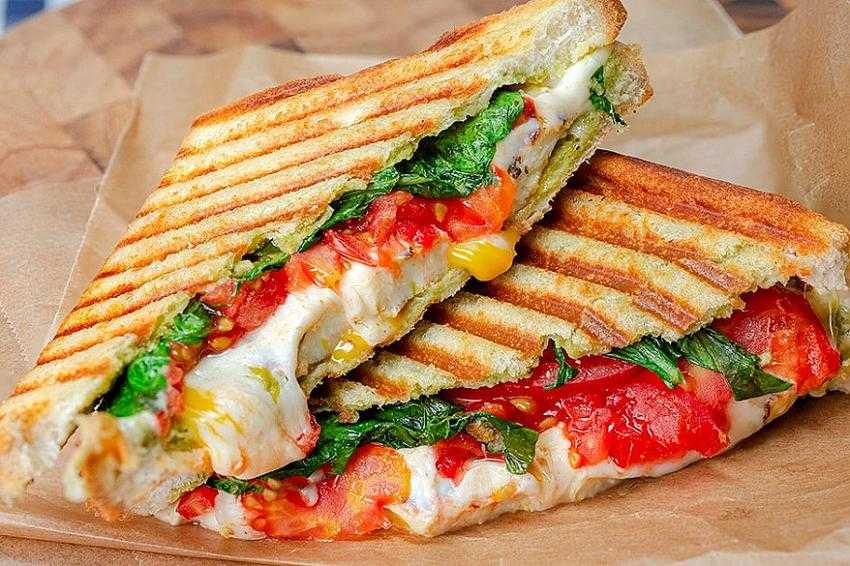 Kaşar Peyniri ile Tost Peyniri Arasındaki Fark Ne?