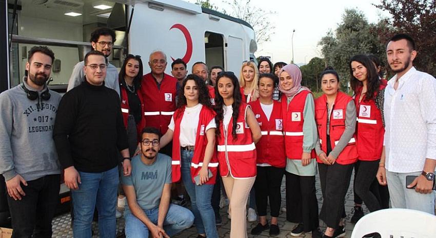 Nazilli Genç Kızılay, gençlere iftar yemeği verdi