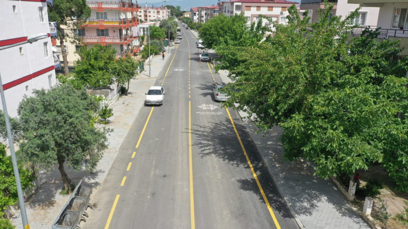 Büyükşehir Belediyesi Kuyucak Yunus Emre Caddesi’nde çalışmalarını tamamladı