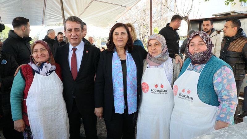 Başkan Çerçioğlu Cumartesi Pazarı’nda vatandaşlarla buluştu