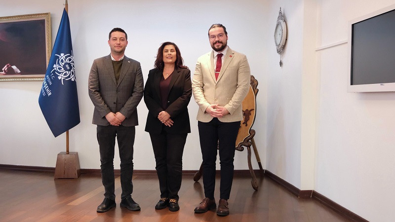 Başkan Çerçioğlu’na CHP Gençlik Kolları’ndan ziyaret