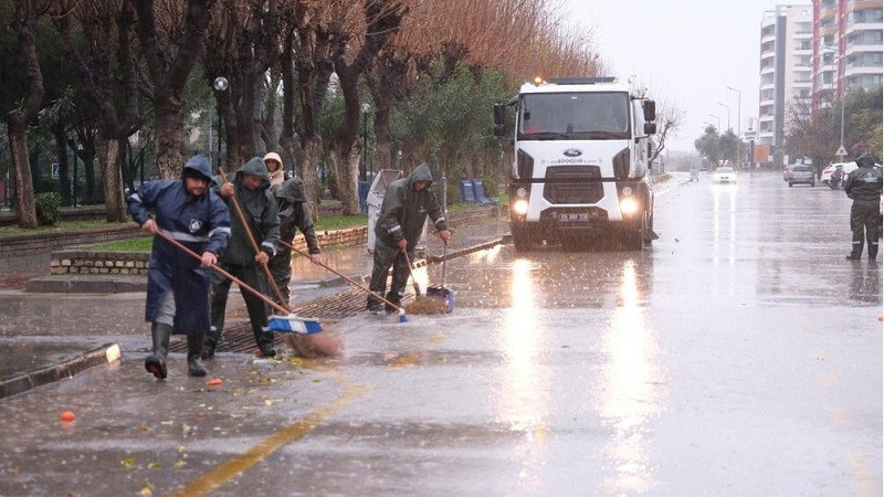 Başkan Çerçioğlu vatandaşların yanında
