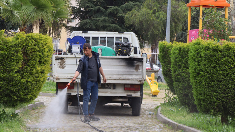 Nazilli Belediyesi’nden parklarda yaz hazırlığı