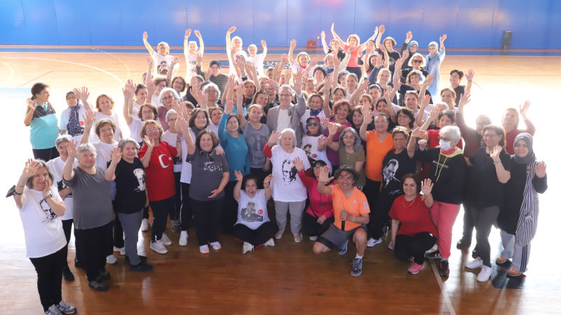 Başkan Tetik’ten Sabah Sporları Grubu’na ziyaret