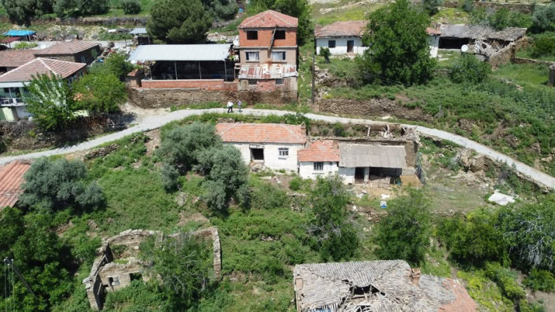 UZUNÇAM’DA SATILIK ARSA