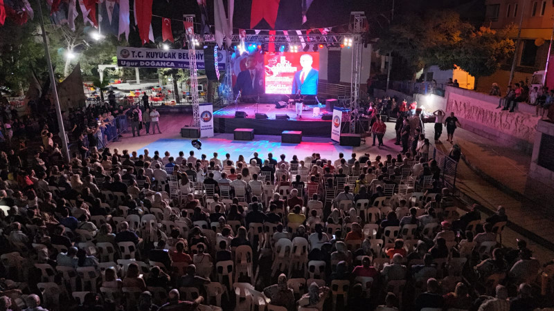 KUYUCAK’TA 5 EYLÜL COŞKUYLA KUTLANDI